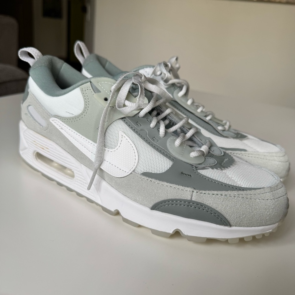 Nike Air Max 90 Futura